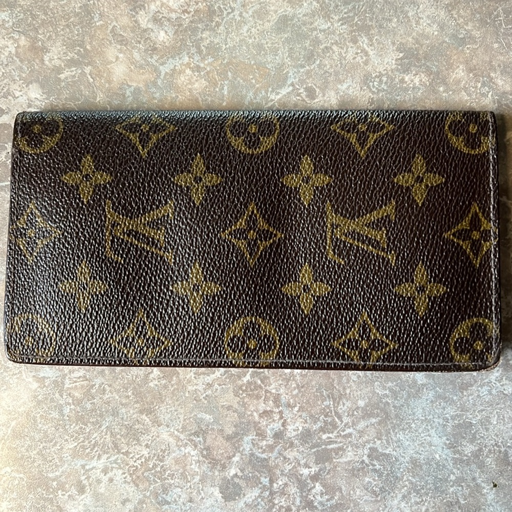 Louis Vuitton wallet Fair condition